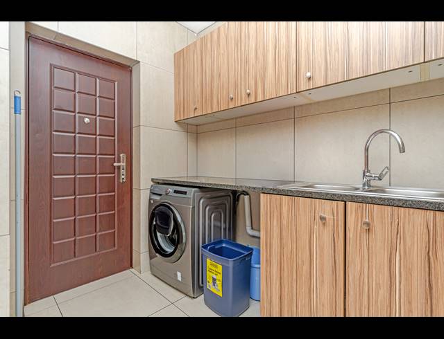 3 BEDROOM HOUSE FOR SALE IN BARBEQUE DOWNS